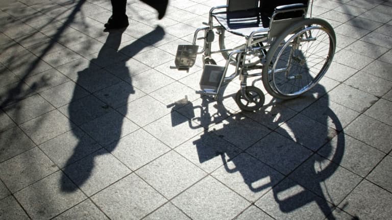 Logement accessible : un défi économique et réglementaire pour les personnes en situation de handicap en France