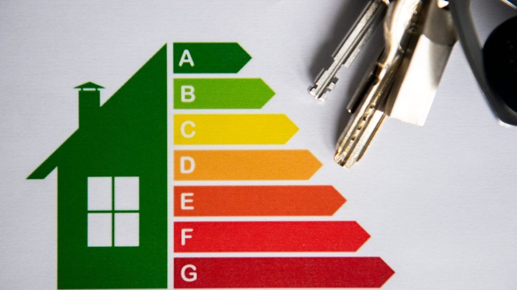 Logement : Paris rencontre le plus de difficultés à appliquer la loi Climat et résilience, d’après SeLoger.